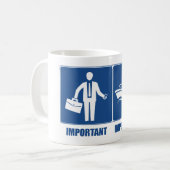 Mug Le Travail Est Important, La Pêche Est Importante (Devant gauche)