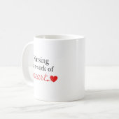 Mug Le travail infirmier est une typographie de script (Devant gauche)