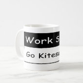 Mug Le travail suce (Devant gauche)