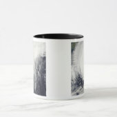 Mug Le typhon Melor approche du Japon (Centre)