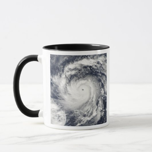 Mug Le typhon Nida dans l'océan Pacifique (Gauche)