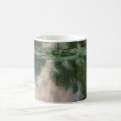 Mug L'EAU MENSONNE EN ÉTANG VERT ROSE par Claude Monet (Centre)
