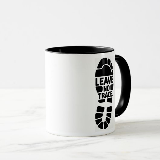 Mug Leave No Trace Hiking Bootprint Design (Devant droit)