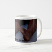 MUG LÉCHEZ LA SALETÉ OUTRE DE MES PIEDS ! (Devant droit)