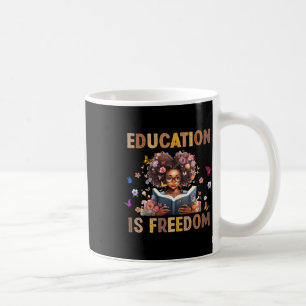 Mug L'éducation est la liberté Livres de filles noires