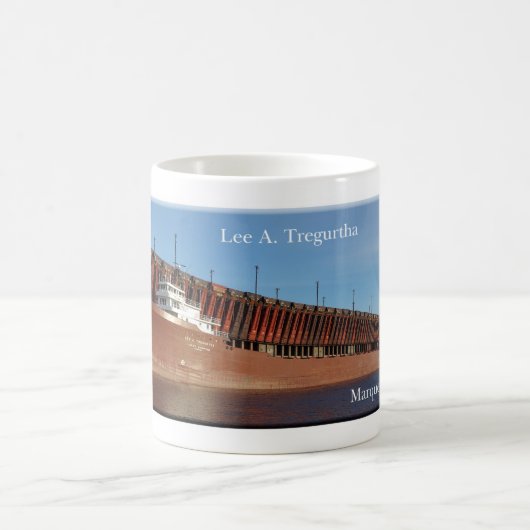 Mug Lee A.Tregurtha Marquette (Centre)