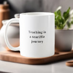 Mug L'Enseignement Est Une Citation D'Enseignant De Vo<br><div class="desc">**Introduire notre "L'enseignement est un voyage en Tearrific" Mug : Ajouter une lueur d'Humour à l'éducation** Célébrez l'incroyable voyage de l'enseignement avec une bouffée d'humour! Notre Mug "L'enseignement est un voyage en Tearrific" allie esprit et appréciation pour les éducateurs qui naviguent dans les moments parfois "larmoyants" de leur profession avec...</div>