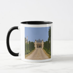 Mug L'entrée imposante du Château Haut Sarpe, le