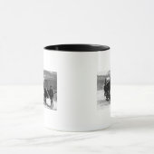 Mug L'équipe de vache tire les hommes dans un escargot (Centre)