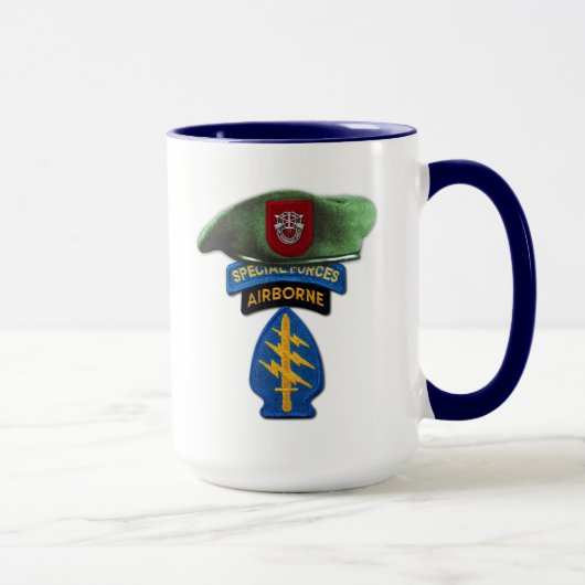 Mug les 7èmes forces spéciales groupent des (Droite)