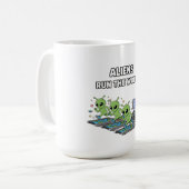 Mug Les Aliens Dirigent le Monde (Devant gauche)
