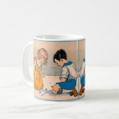 Mug les années 1920 fille et garçon jouant des marbres (Devant gauche)