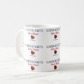 Mug Les cardiologues ont le coeur (Devant gauche)