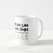 Mug Les Chihuahua Sont Comme Des Chips De Pomme De Ter (Devant droit)