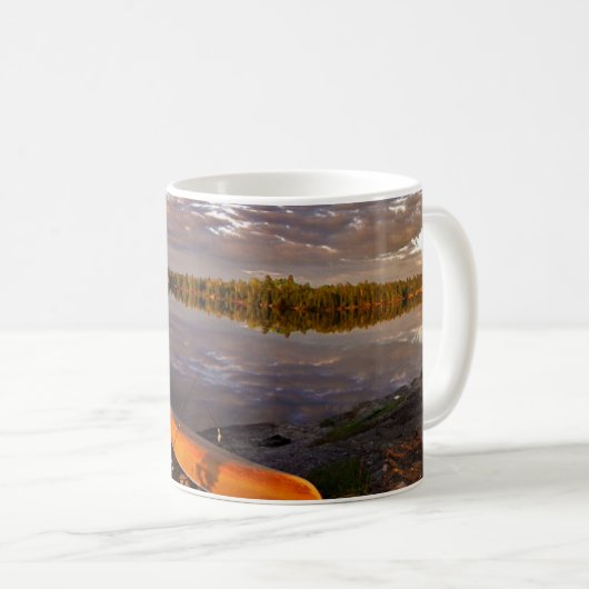 Mug Les eaux de canoë et de frontière (Devant droit)