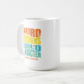 Mug Les enseignants étranges construisent un caractère (Devant gauche)