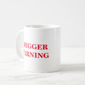 Mug Les femmes bien conduites déclenchent l'avertissem (Devant gauche)