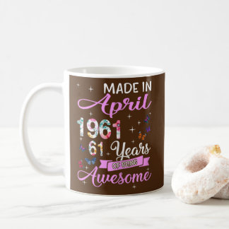 Mug Les Femmes Joyeuses 61E Anniversaire Fabriquées En