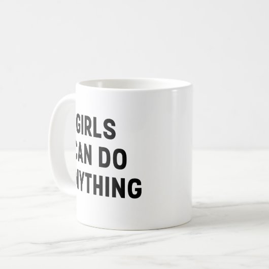 MUG LES FILLES PEUVENT TOUT FAIRE (Devant gauche)