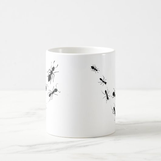 Mug Les fourmis à la maison marchent (Centre)