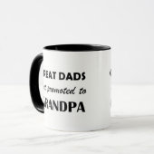 Mug Les grands papas obtiennent favorisés dans des (Devant gauche)
