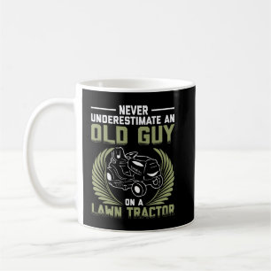 Mug Les Hommes Ne Sous-Estiment Jamais Le Vieux Type S