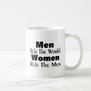 Mug Les hommes ordonnent les femmes du monde ordonnent