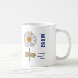 Mug Les infirmières améliorent la vie. Nom personnalis