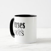 Mug Les infirmières appellent les coups (Devant gauche)