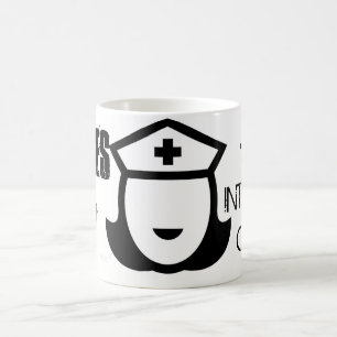 Mug Les infirmières le font avec soins intensifs