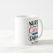 Mug Les infirmières ne font pas que soigner, nous fais (Devant droit)