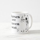 Mug Les infirmières sont providentielles (Devant droit)