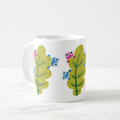 Mug Les insectes mignons mangent la feuille verte (Devant gauche)