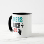 Mug Les joueurs ne meurent jamais de jouer (Devant gauche)