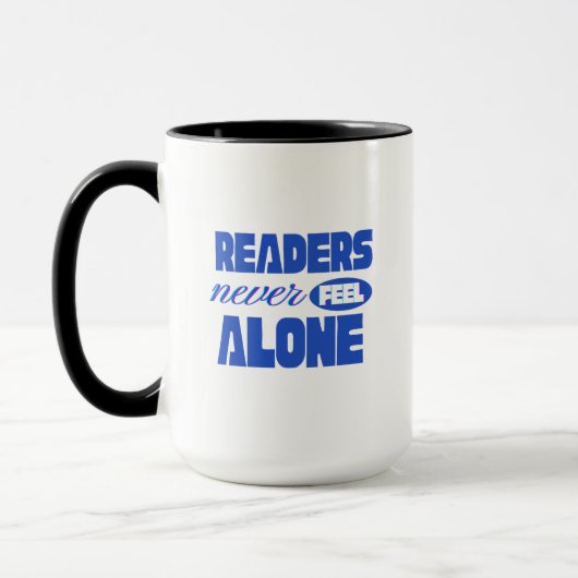 Mug Les lecteurs ne se sentent jamais seuls (Gauche)