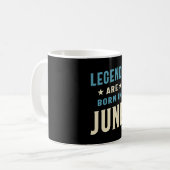 Mug Les légendes sont nées en Juin - Juin Anniversaire (Devant gauche)