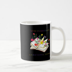 Mug Les Livres Floraux Ne Sous-Estiment Jamais Une Éco