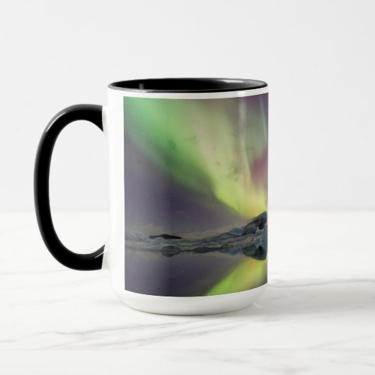 Mug Les lumières d'Aurora se reflètent dans la lagune (Gauche)