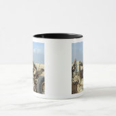 Mug Les Marines américains se préparent à tirer un obu (Centre)