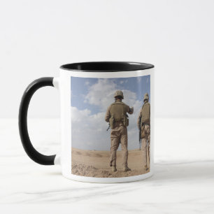 Mug Les marines cherchent l'horizon de l'activité insu