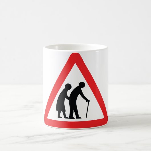 Mug Les personnes âgées de PRÉCAUTION - poteau de (Centre)
