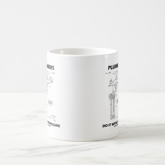 Mug Les plombiers le font avec pression Hoffman différ (Centre)