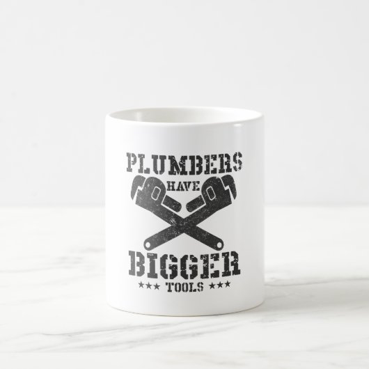 Mug Les plombiers ont de plus gros outils (Centre)