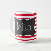 Mug Les rayures rouges du cadmium du tableau noir rétr (Devant gauche)
