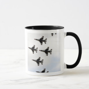 Mug Les Thunderbirds forment une formation Delta de 6 
