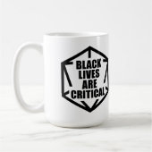 Mug Les vies noires de BLM sont critiques [B&W] (Gauche)