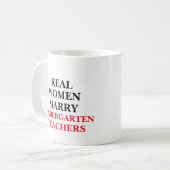 Mug Les vraies femmes épousent des enseignants de mate (Devant gauche)