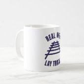 Mug Les vrais hommes posent des rails (Devant gauche)