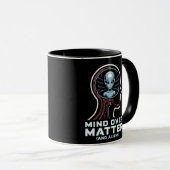 Mug L'esprit sur la matière Alien chef Binary Circuit (Devant droit)