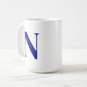 Mug Lettre bleue marine personnalisée Mono initial (Devant gauche)